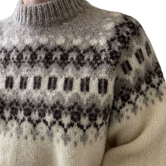 Vintage Unisex Scandinavian 100% Wool Fair Isle Chunky Sweater Made in Denmark - Picture 8 of 8